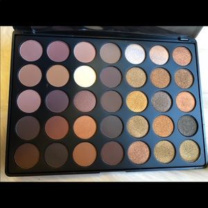 NEW MORPHE Discontinued Eye Pallet 35R Great Color